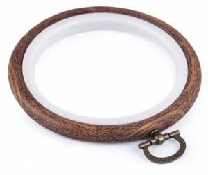 Hnědý - kulatý - 9 cm