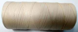 B8 - krémová